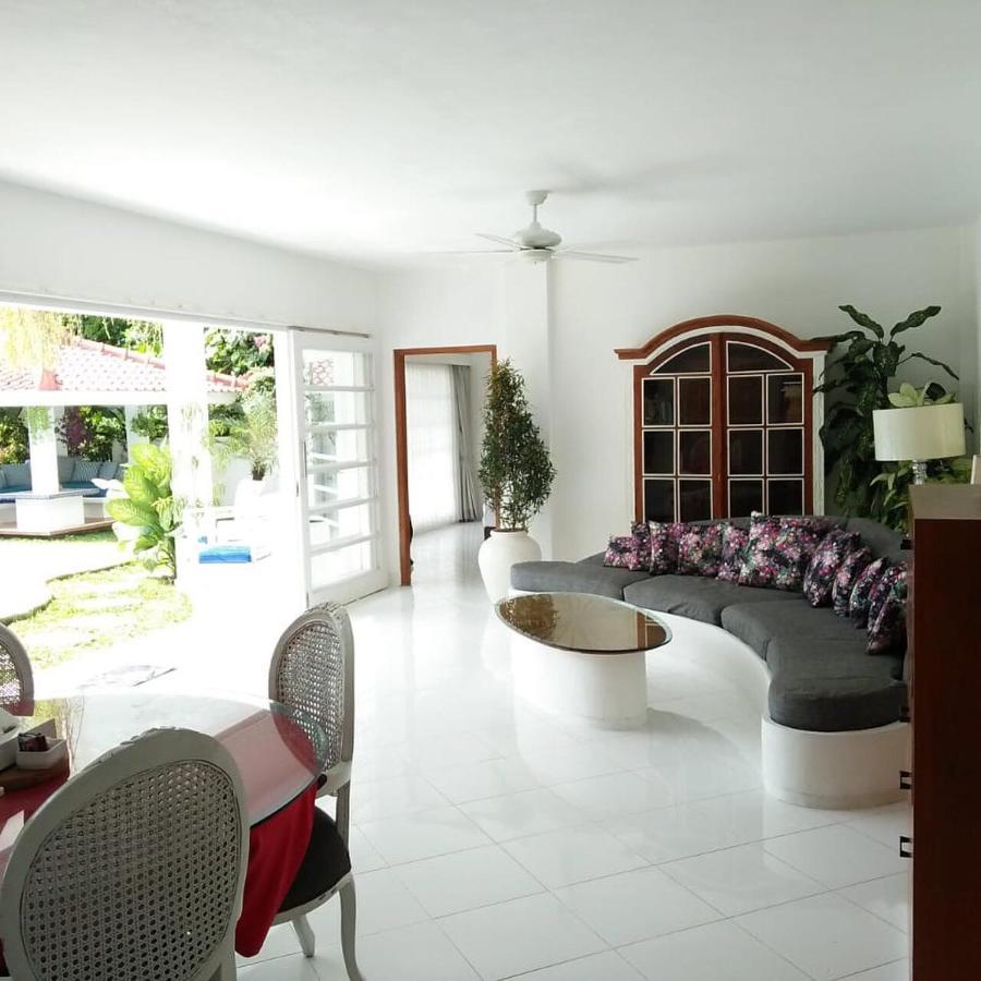 Sunkiss Villa By Yogya Tropicana Yogyakarta Exterior photo